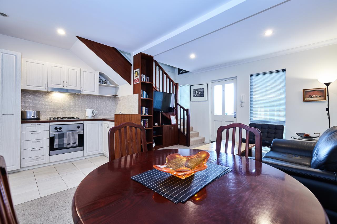 Fremantle Townhouse Unit 4 빌라 외부 사진